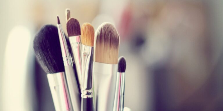 Guía sobre como usar tu set de brochas para el rostro
