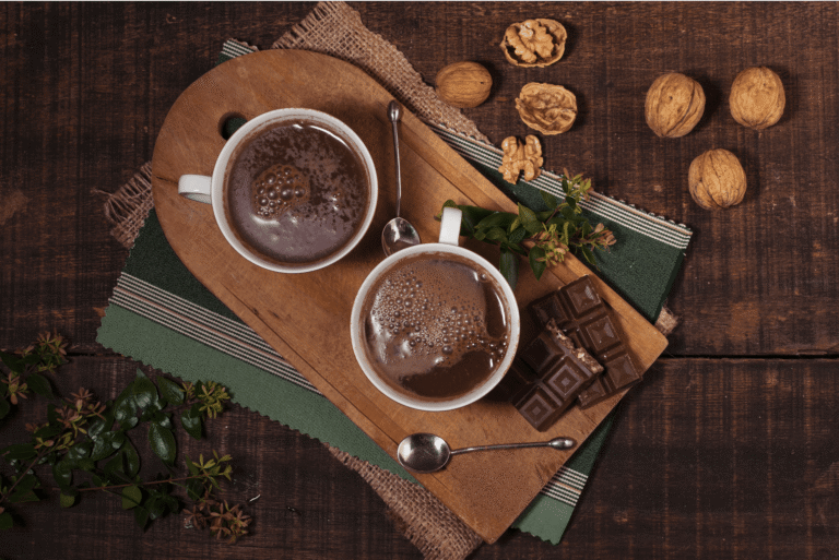 Chocolate caliente con vino ¿se te antoja ?