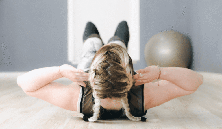 Peinados con trenzas ideales para tus rutinas de ejercicio