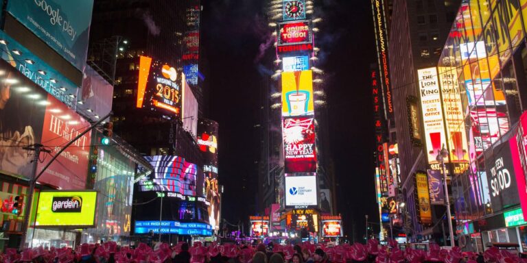 Broadway regresa hasta 2021