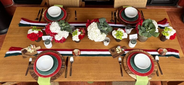 Logra una sencilla, pero elegante mesa esta noche patria