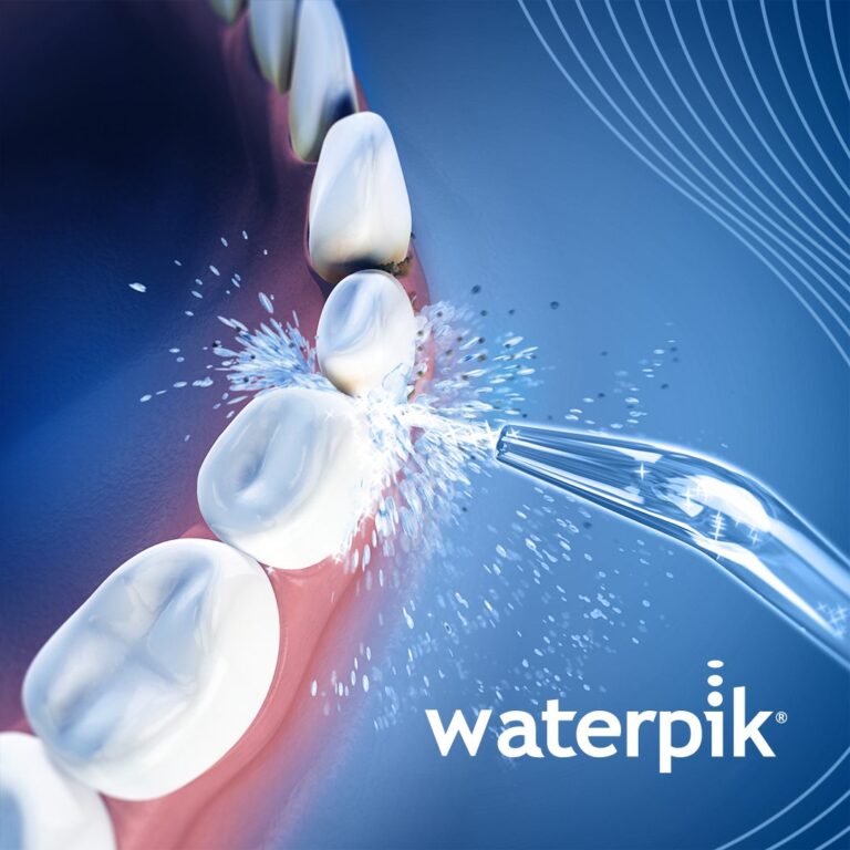 Utiliza un irrigador bucal para prevenir enfermedades dentales