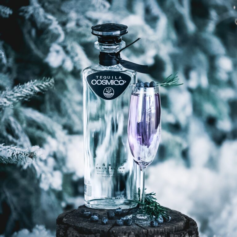 Celebra la magia de la Navidad con COSMICO