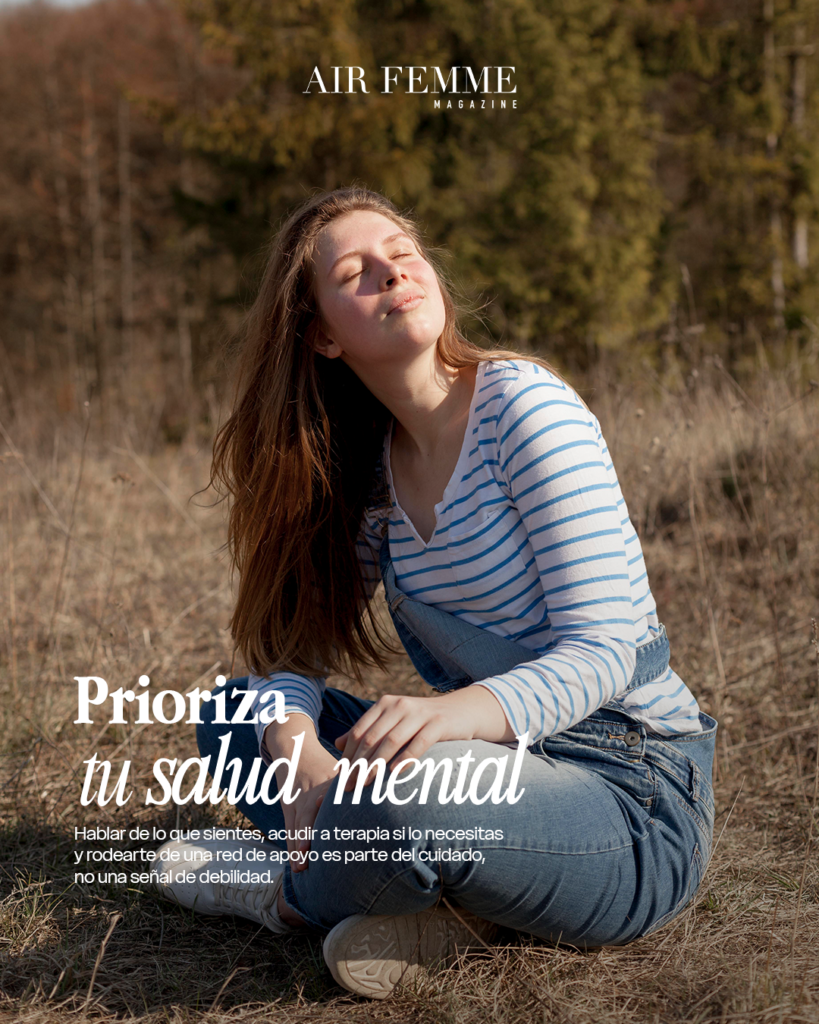Mujer procurando su salud mental como medida de cuidado en la menopausia.